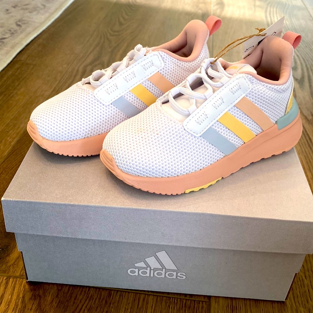 Toddler adidas Racer TR21 size 8K